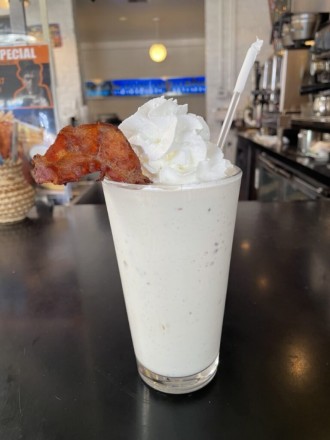 Bacon Shake! Large